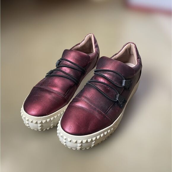 Frye Metallic Reddish/Purple Leather Upper Slip On Chunky Platform Shoes(37/6.5) - Picture 2 of 16